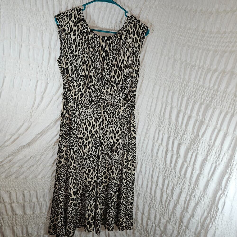 Kim Rogers Petite 14P Animal Print Dress Sleeveless Twist Waist Stretch Midi